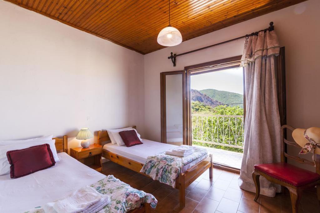 Aretousa Holiday home *