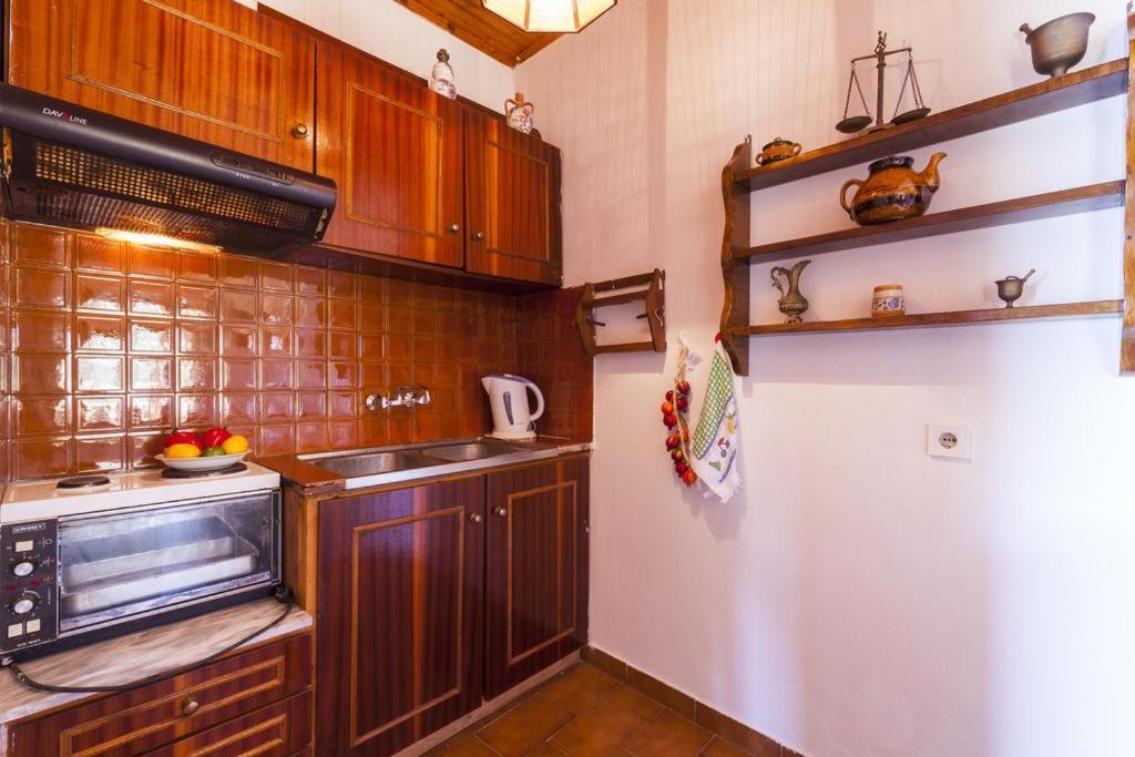 Aretousa Holiday home *